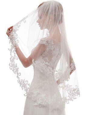 Elegant Short 2-Tier Wedding Bridal Veil with Comb for Brides, L24